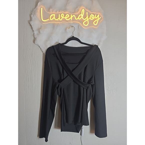 Black Top Cross Back Ballerina Long Sleeve Plus Size XL Unbranded Womens NWOT - Picture 2 of 5